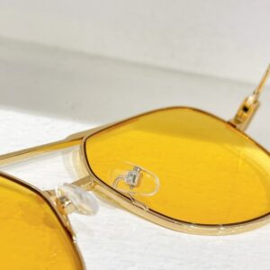 GIVENCHY (GV400024U) - Image 3