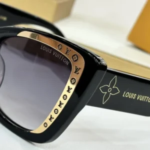 LOUIS VUITTON (Z2007U) - Image 2