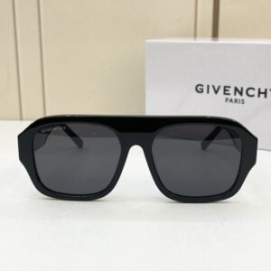 GIVENCHY (GV40007U) - Image 4