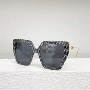 FENDI (FE40012U) - Image 5