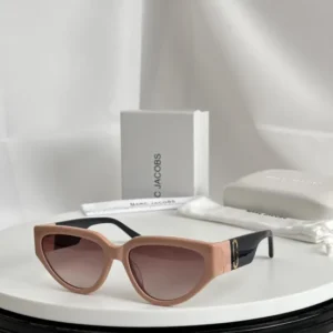 MARC JACOBS(MJ645 0210130)