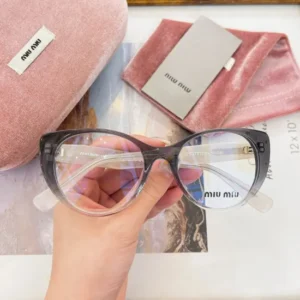 MIU MIU (MU 06TV)