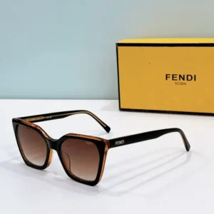 FENDI (FE50085)