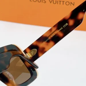 LOUIS VUITTON (Z1653W) - Image 4