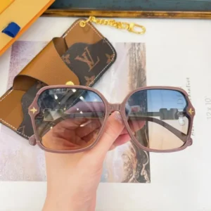 LOUIS VUITTON (Z0238) - Image 3