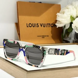 "LOUIS VUITTON (1.1 Millionaires LV96006) " - Image 4