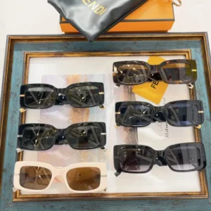FENDI (FE40133I) - Image 3
