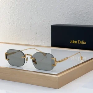 John Daila (AMARU)