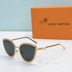 "LOUIS VUITTON (Z1987 Z1982 Z1983 Z1984 Z1985 Z1986W) " - Image 4