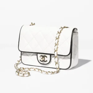 Classic Flap Mini