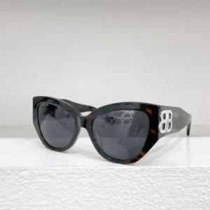 BALENCIAGA (BB0322SK) - Image 4