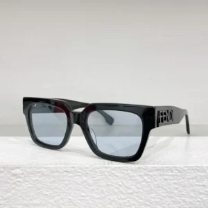FENDI (FE40118I) - Image 5