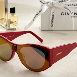 GIVENCHY (GV400024U) - Image 5