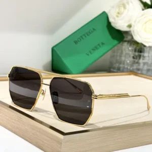 BOTTEGA VENETA (BV1012S)