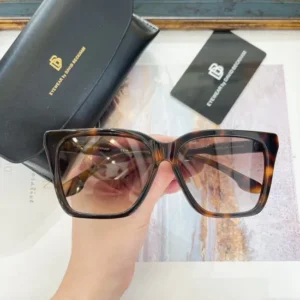 VICTORIABECKHAM (VB655S)