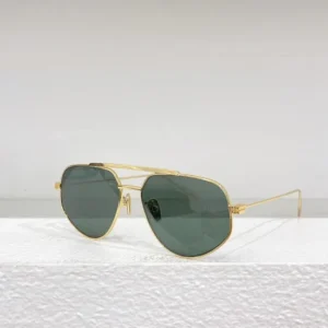 GIVENCHY (GV40058U)