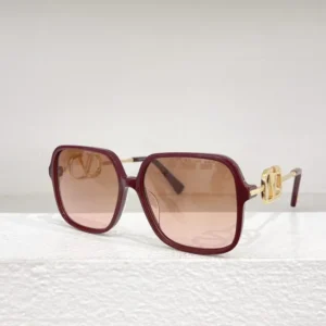 VALENTINO (V A4101)
