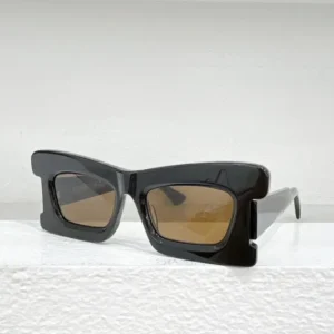 KUB口RAUM (Maske R2)