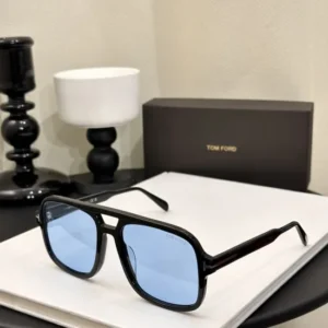 TOM FORD (FT0884) - Image 4