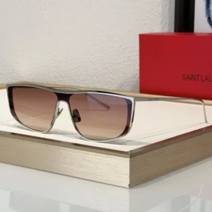 Saint Laurent (SL 605) - Image 6