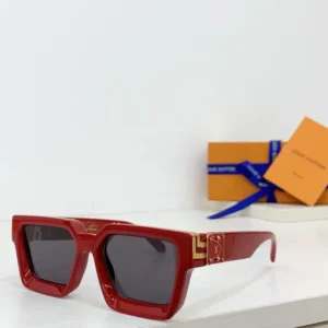 LOUIS VUITTON (Z1165) - Image 3