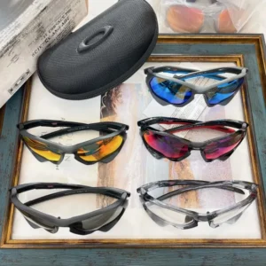 OAKLEY (OO9019A) - Image 7