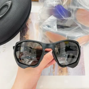 OAKLEY (OO9019A) - Image 6
