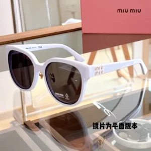MIU MIU (01ZS) - Image 2