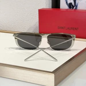 Saint Laurent (SL 605) - Image 7