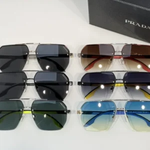 PRADA (PR 173VS) - Image 3