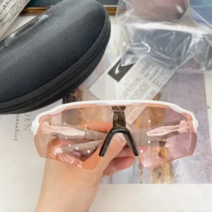 OAKLEY (OO9208) - Image 2