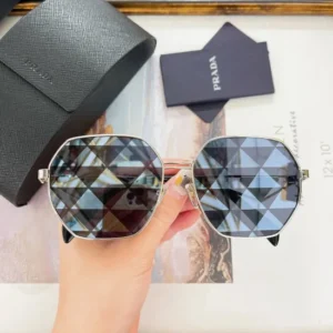 PRADA (PR 2401Y) - Image 8