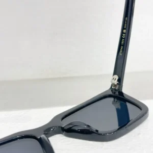 LOUIS VUITTON (Z1974U) - Image 3