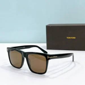 TOM FORD (FT0906) - Image 4