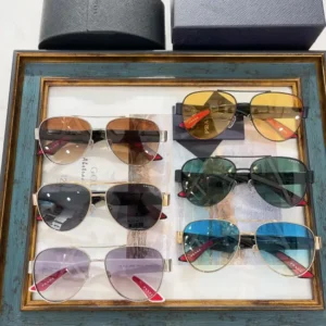 PRADA (PR 167VS) - Image 4