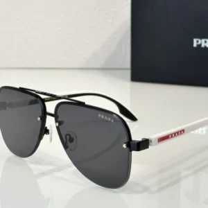 Prada (PR 172VS) - Image 2