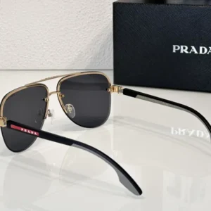 Prada (PR 172VS) - Image 4
