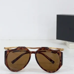 SAINT LAURENT (YSL M137/F) - Image 3