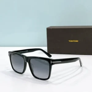 TOM FORD (FT0906) - Image 3
