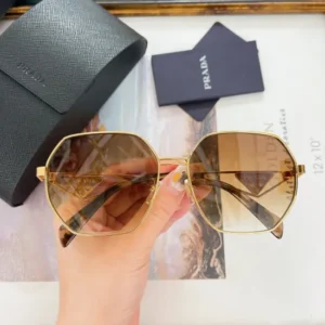 PRADA (PR 2401Y) - Image 3