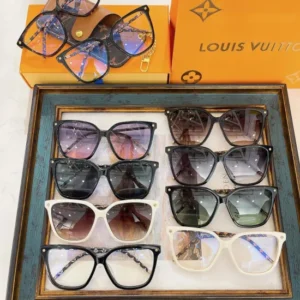 LOUIS VUITTON (Z1708E) - Image 2