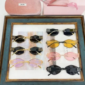 MIU MIU ( MU55WS)