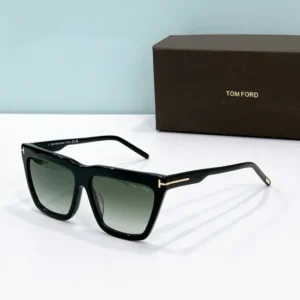 TOM FORD (FT 1033)