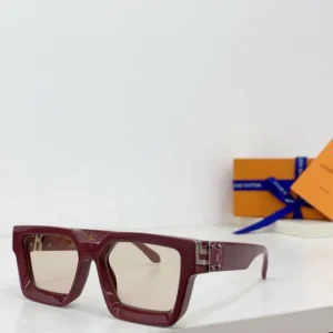 LOUIS VUITTON (Z1165)