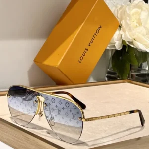 LOUIS VUITTON (Z1469U Z1470U Z1471U)