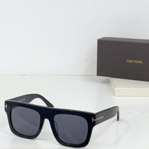 TOM FORD (FT0711) - Image 2