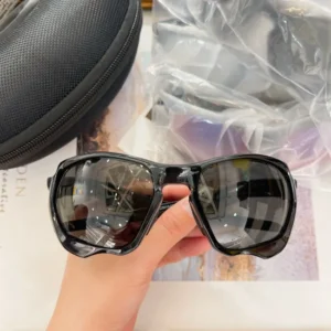 OAKLEY (OO9019) - Image 3