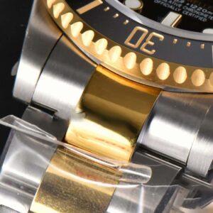 Sea-Dweller 44mm 126603 CSF Black Dial YG/SS Bracelet VR3235 - Image 20