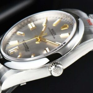 Oyster Perpetual 124300 41mm 904L Clean CF Silver Dial SS Bracelet VR3230 - Image 6