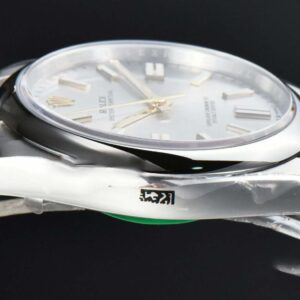 Oyster Perpetual 124300 41mm 904L Clean CF Silver Dial SS Bracelet VR3230 - Image 4